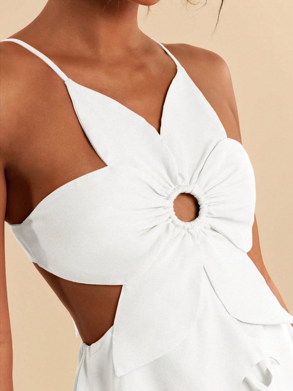 White Boho Women's Multi-Layer Ruffle Hem Spaghetti Strap Backless Dress - Picture 4 of 7